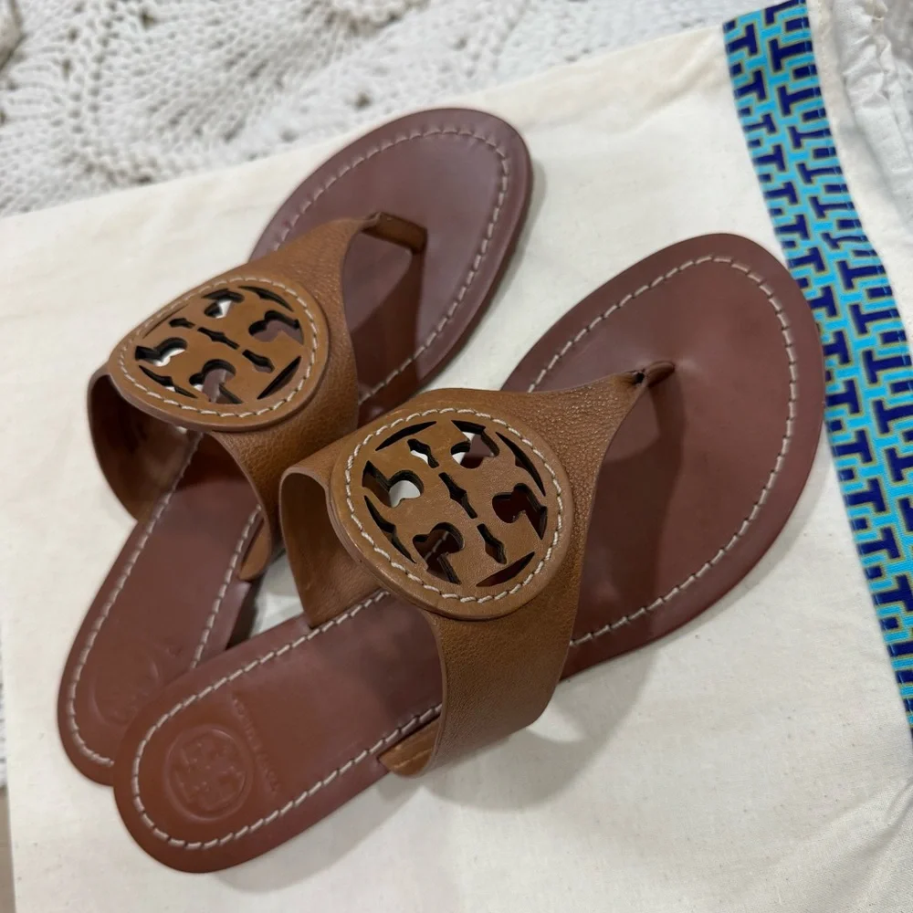 Tory Burch Miller Leather Thong Sandal in Tan